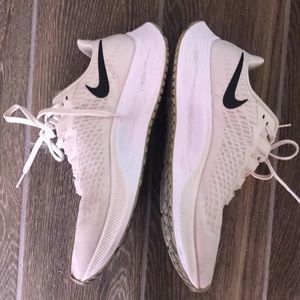 Nike Air Zoom Pegasus 37